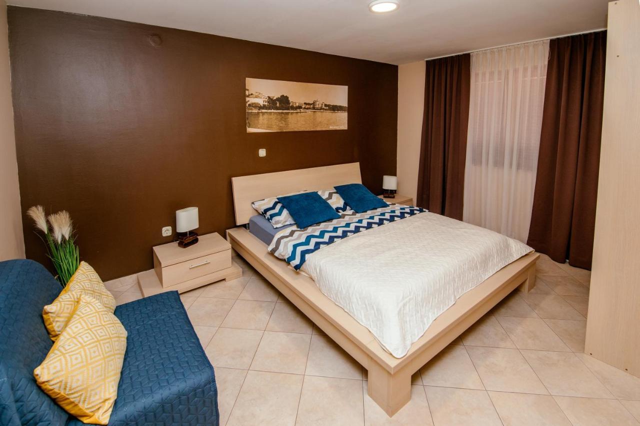 M&M Apartments Biograd Na Moru Εξωτερικό φωτογραφία