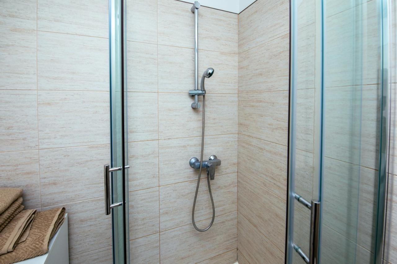 M&M Apartments Biograd Na Moru Εξωτερικό φωτογραφία