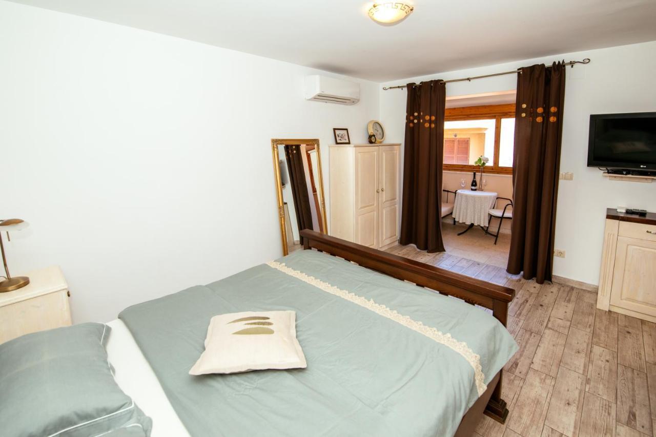 M&M Apartments Biograd Na Moru Εξωτερικό φωτογραφία